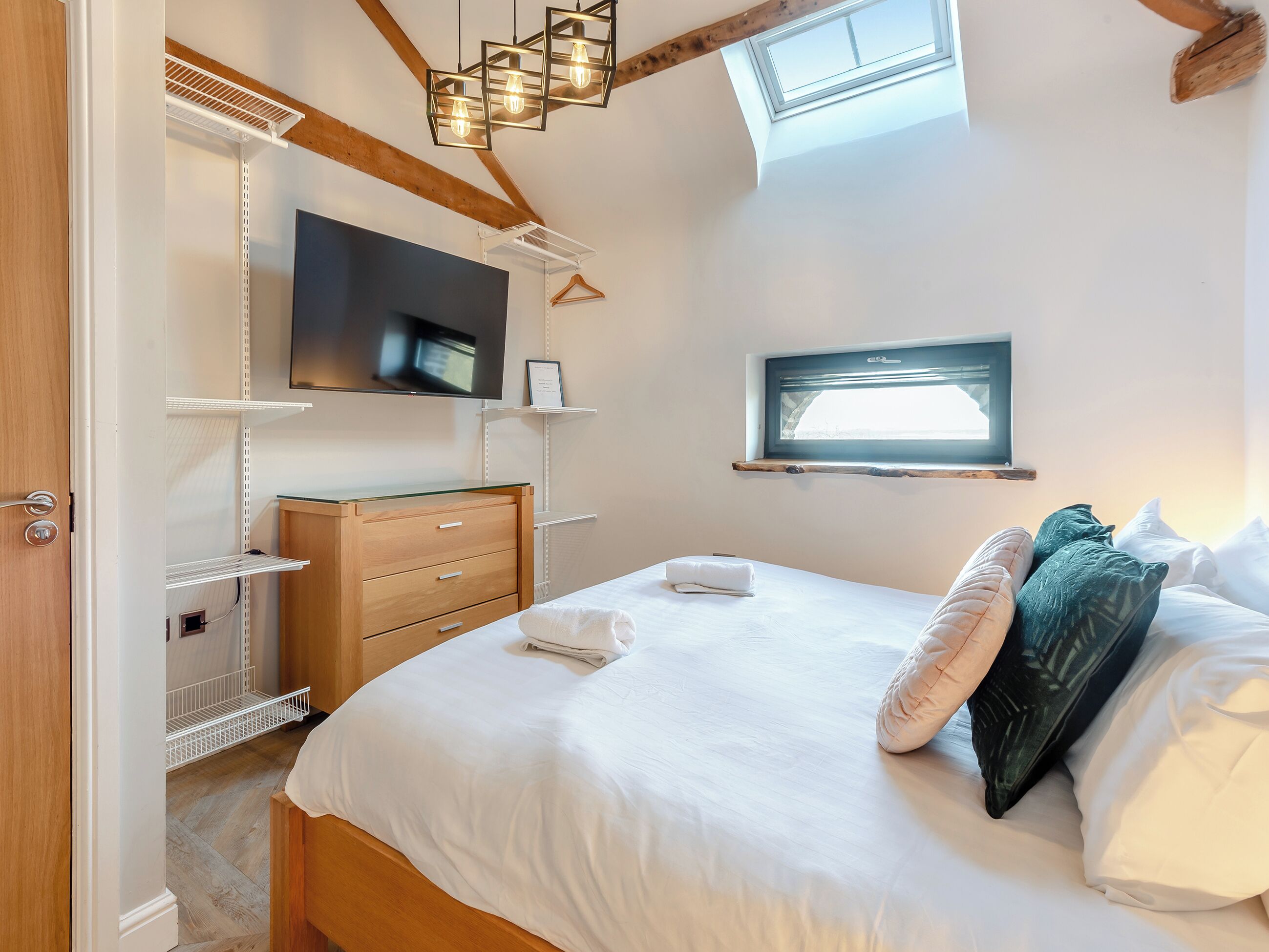 4 dormitorios, wifi gratis, ropa de cama