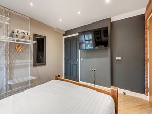 4 chambres, Wi-Fi gratuit, draps fournis