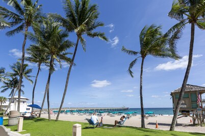 150 steps to BEACH Private Balcony  Workspace