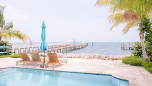 Maison, 5 chambres | Piscine