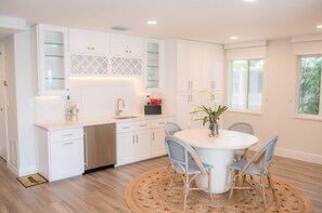 House, 5 Bedrooms | Private kitchen - Midnight Runner by Florida Keys Luxury Rentals (Tavernier)