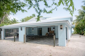 Maison, 5 chambres | Extérieur