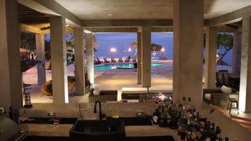 House, 3 Bedrooms | Pool
