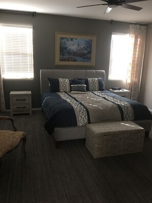 4 bedrooms, iron/ironing board, free WiFi, bed sheets - Goodyear Ballpark Az spring training, golf, sports NASCAR and entertainment (Goodyear)