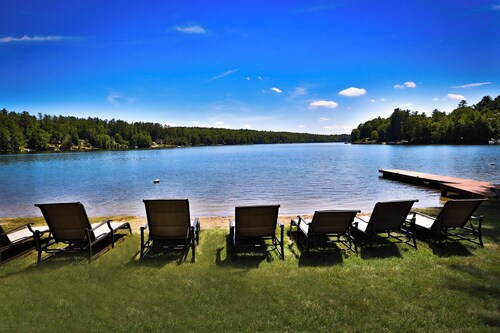 The Grandview- Family and Pet Friendly 