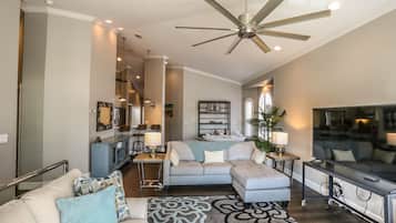 獨棟房屋 (12140 Siesta Drive) | 外觀