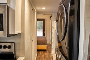 1 habitación, wifi y ropa de cama