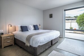 2 quartos, Wi-Fi de cortesia, roupa de cama