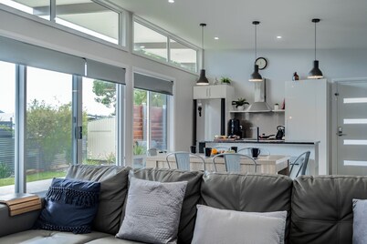 Amaroo 2 - Freycinet Holiday Houses