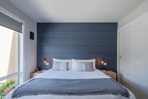 2 室のベッドルーム、WiFi (無料)、ベッドシーツ