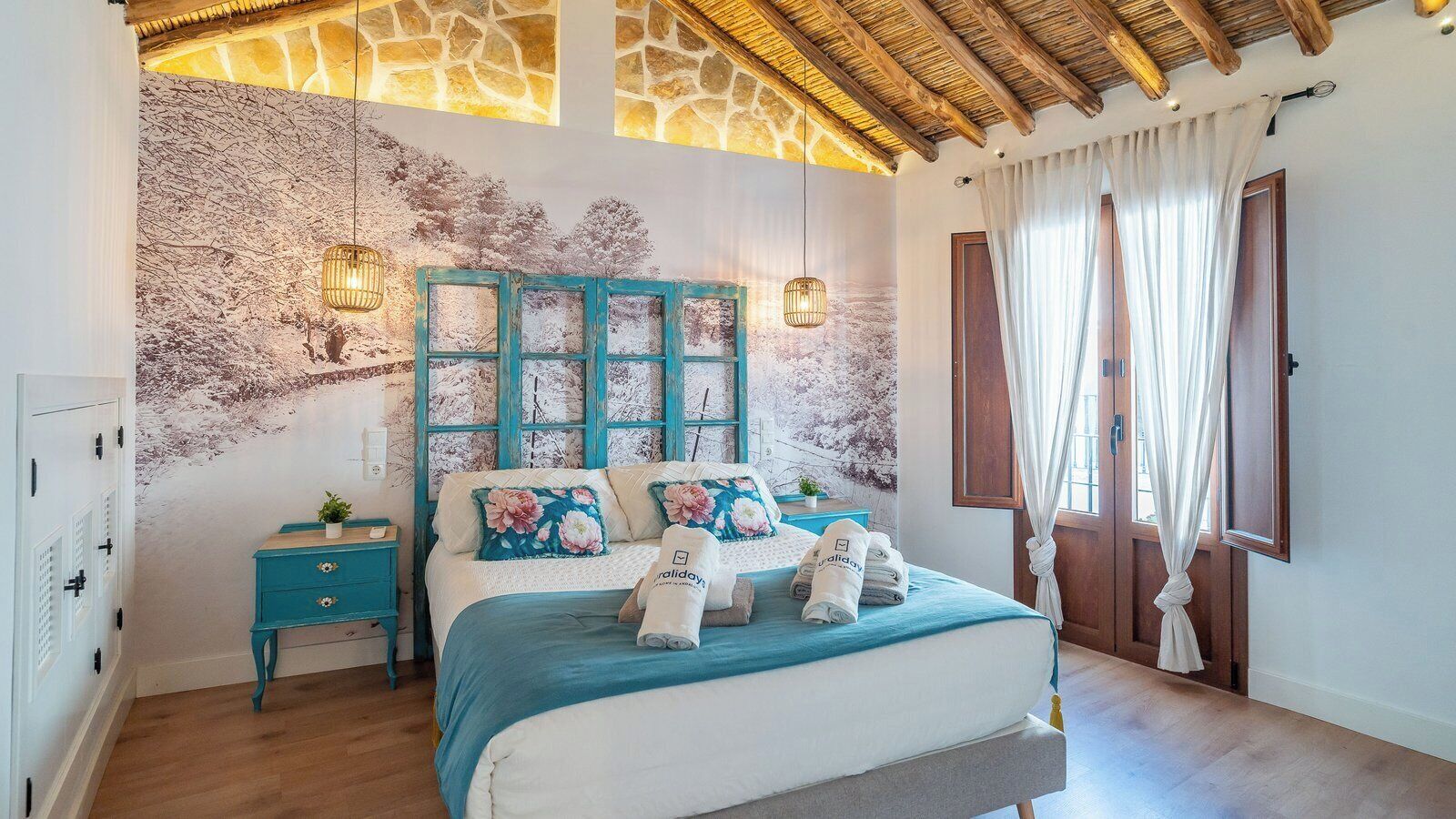 2 bedrooms, travel crib, WiFi