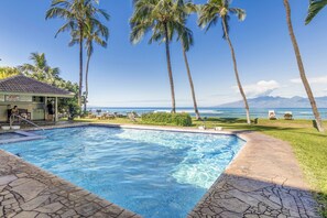 Pool - Lush tropical setting steps away from sea breezes (Lahaina)