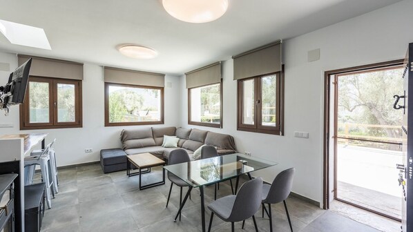 Interior - Cortijo Villa Maroma Órgiva by Ruralidays (Granada)