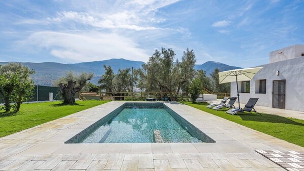 Pool - Cortijo Villa Maroma Órgiva by Ruralidays (Granada)