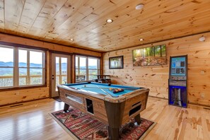 Cabin, Multiple Beds, Mountain View | Games room