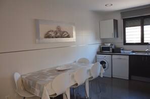 Dining - Beautiful house at Daimus Beach (Daimús)
