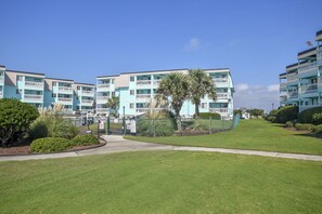 Exterior - Coastal Condo w/ Public Atlantic Beach Access (Atlantic Beach)