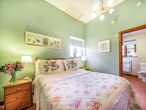 1 bedroom, travel crib, free WiFi, bed sheets