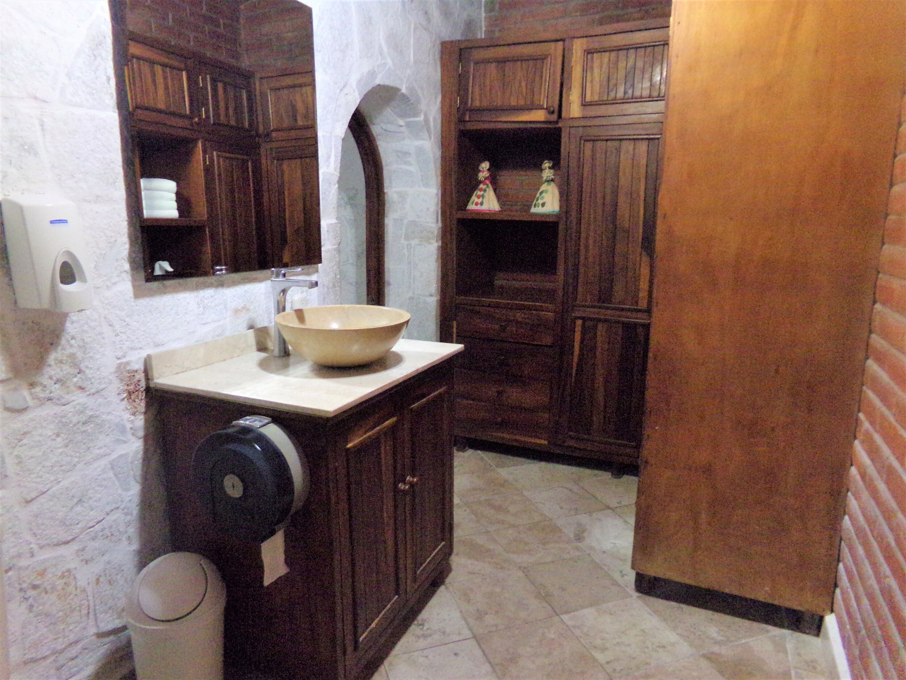 family cabin | bathroom | towels, soap, toilet paper