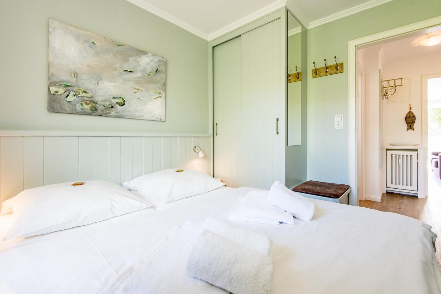 1 bedroom, in-room safe, iron/ironing board, WiFi