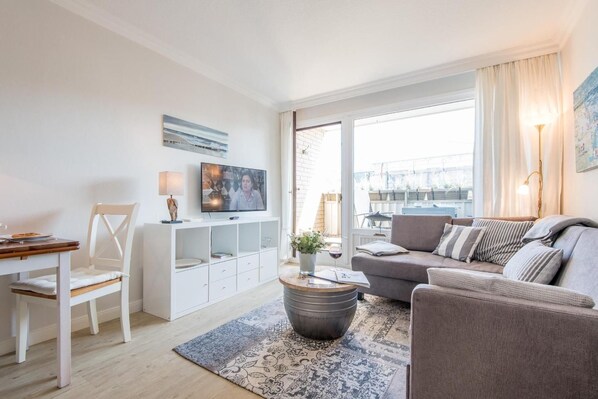 Unclassified image, 1 of 35, button - House Christianenhöhe, apartment 10 (Sylt)