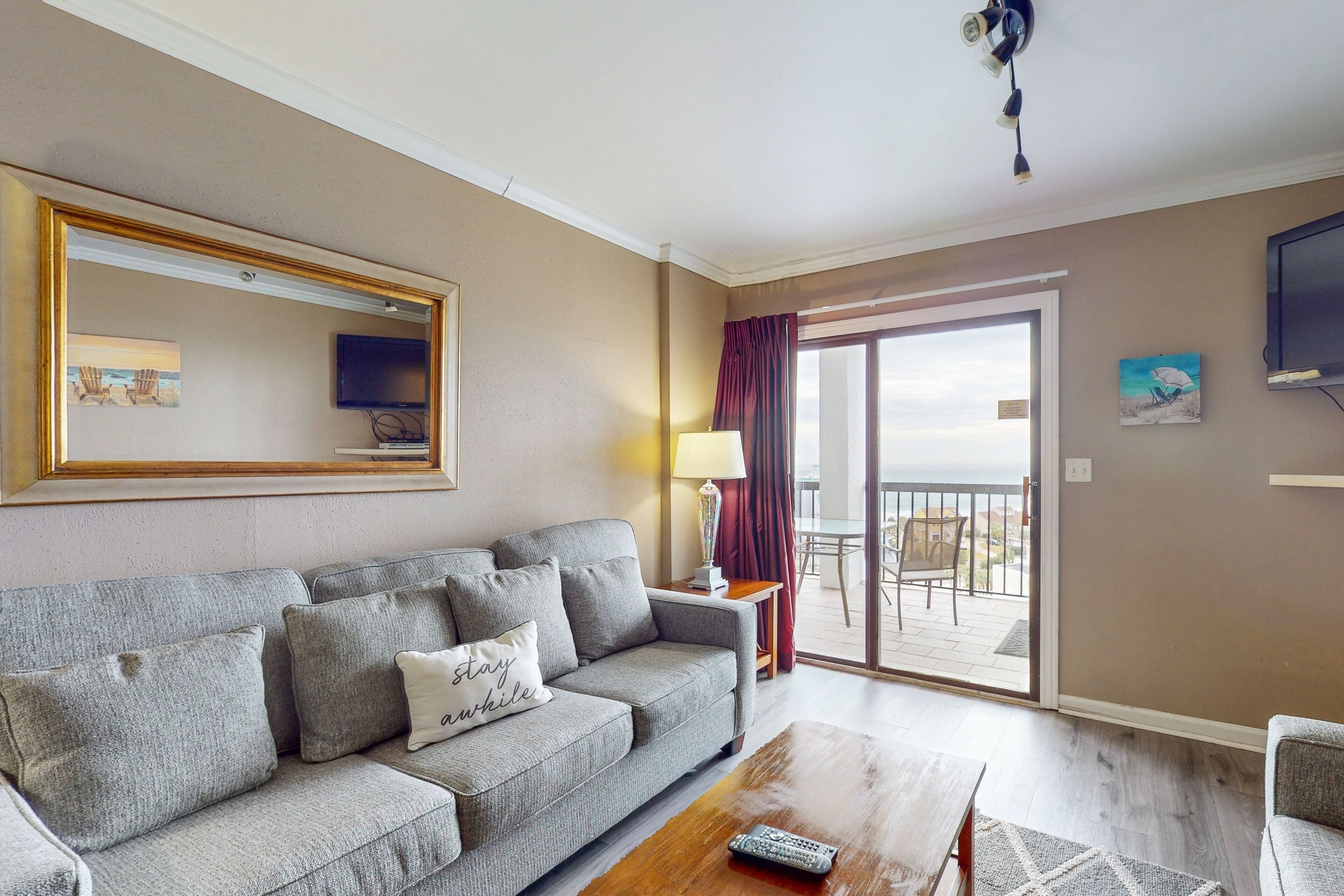 Oceanview Condo with Shared Pool, Hot Tub, WiFi, Central AC & Washer-Dryer