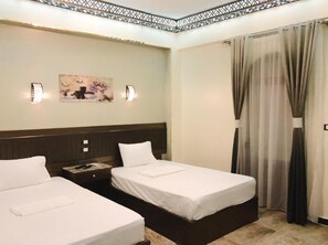 1 bedroom, iron/ironing board, free WiFi