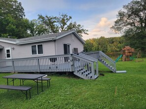 屋外ダイニングエリア