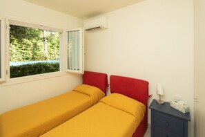 3 bedrooms, WiFi, bed sheets