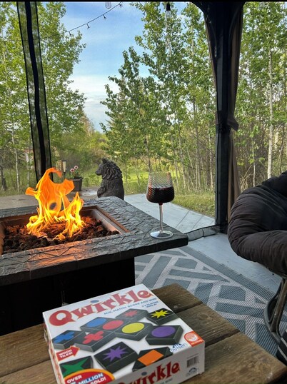 Cabin mins to Edmonton, St Albert. Pet friendly! Monthly winter rates available 