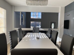 Dining - Glamorous Resort Style Home in Vegas (Las Vegas)