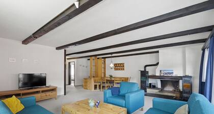 Confortable appartement pour 6 personnes avec WIFI, TV et balcon