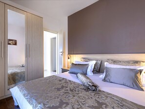 2 bedrooms, free WiFi - Cosy apartment for 6 guests with private pool, WIFI, A/C, TV and terrace (Umag)