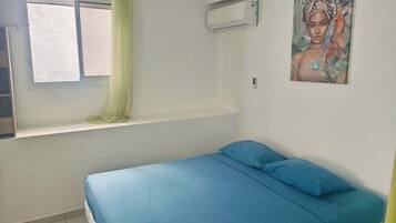 1 camera, ferro/asse da stiro, culla da viaggio, Wi-Fi