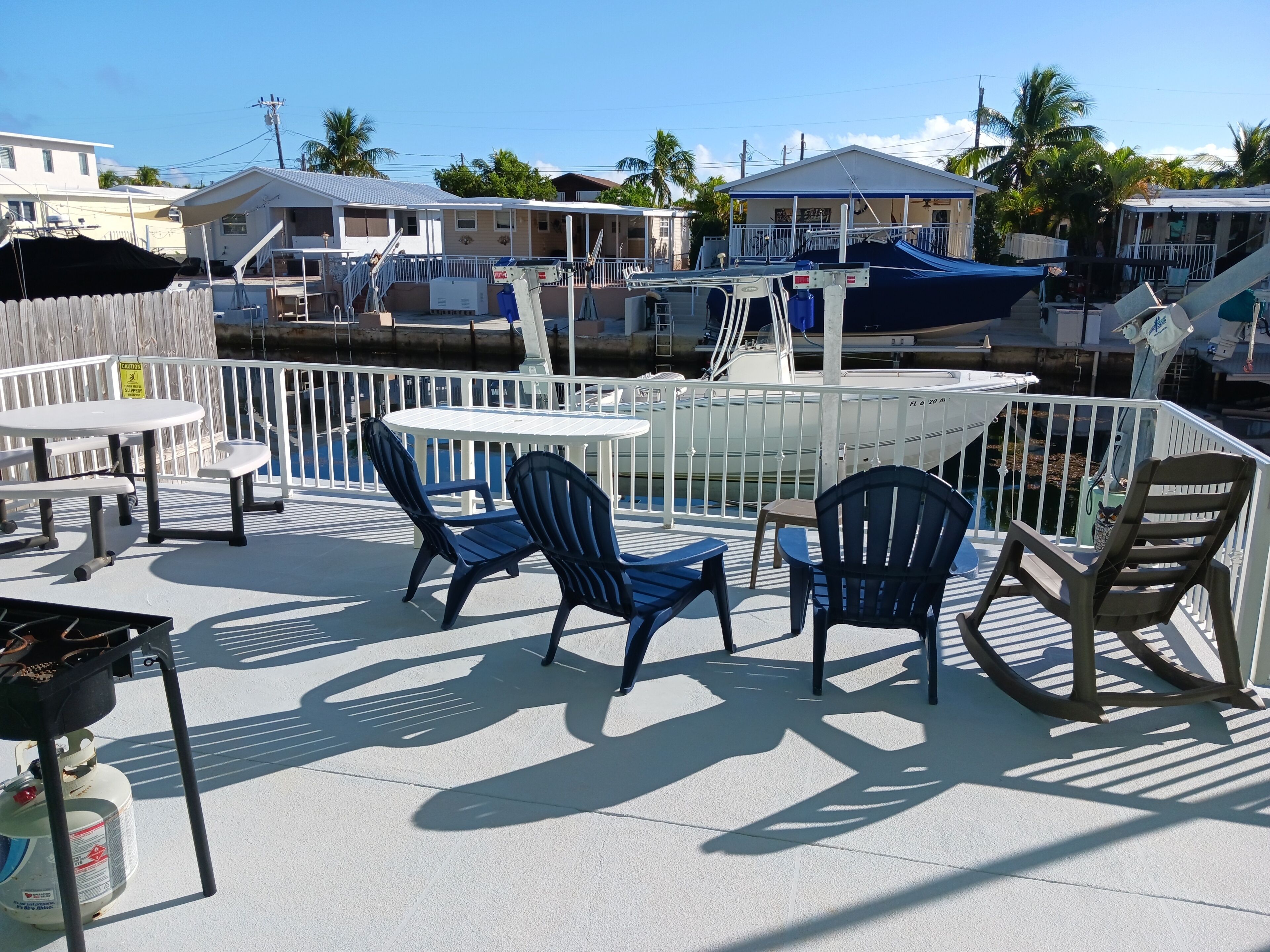 Canal Front House - Upper Keys Ocean Side