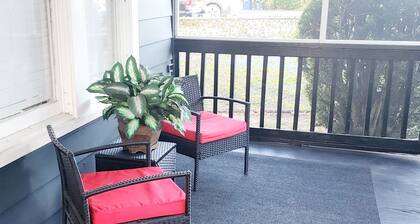 MODERN TWO BEDROOM HOME!