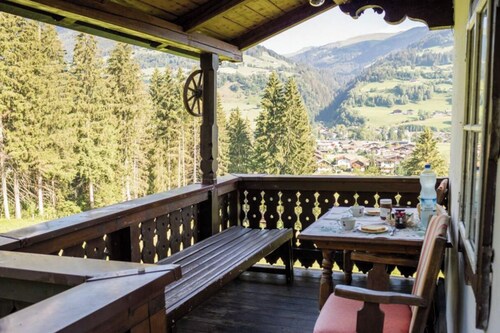 Mountain-view Cottage 15 beds-Pets welcome