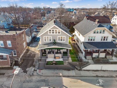 ★ Caesar’s Palace ★ Old North Duplex near OSU★