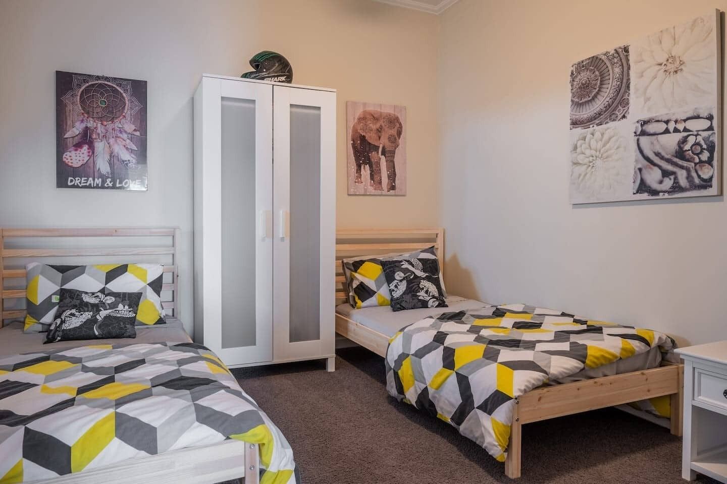 Seaside Escape @ Irene's Seaside Villa. 2br✔Nespresso✔Netflix✔Kitchen✔Carpark — image 7