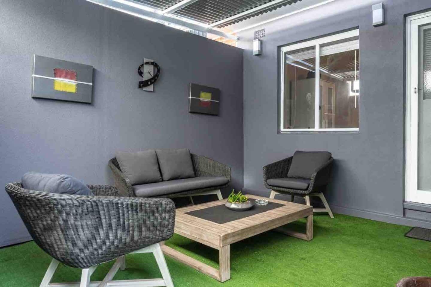 Seaside Escape @ Irene's Seaside Villa. 2br✔Nespresso✔Netflix✔Kitchen✔Carpark — image 2