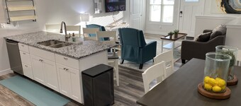 Osage Beach Villa MM 21 Great Location. ATTACHED VILLA MAY ALSO BE AVAILABLE