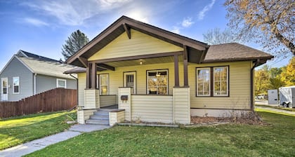 Charming Montana Home w/ Grill: 6 Mi to Lake Elmo!