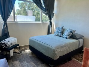 APARTAMENTO B "CACTUS" | 羽绒被、特色装修、特色家居、笔记本电脑工作区