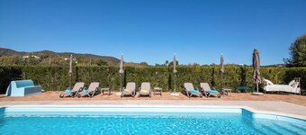 Villa 'Oliva AL' with Nature Views, Pool, Garden, Terrace, Wi-Fi & AC