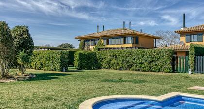 Familienvilla im Torremirona Resort