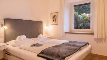 2 Schlafzimmer, kostenloses WLAN, BettwÀsche