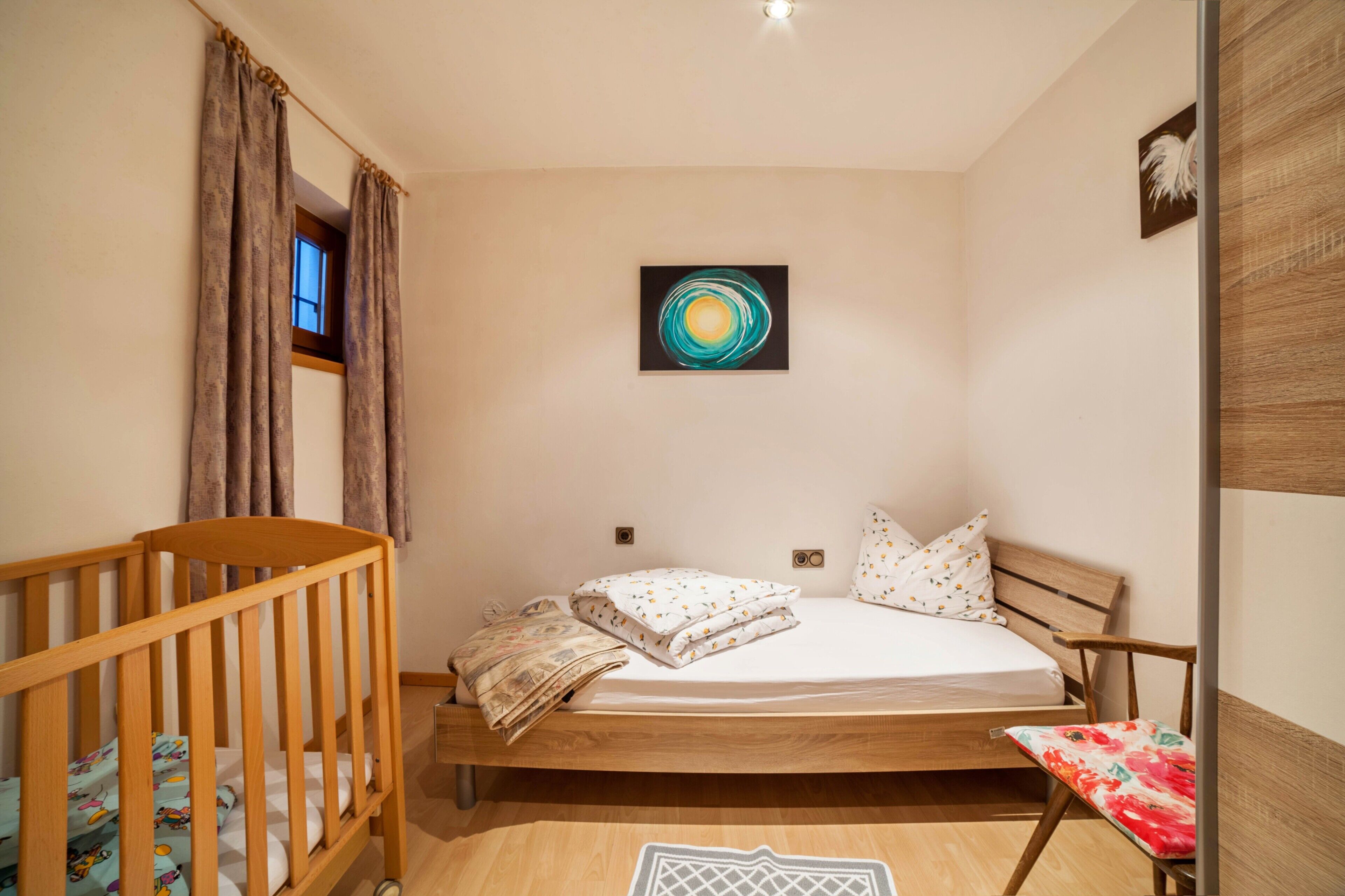 2 makuuhuonetta, ilmainen Wi-Fi, vuodevaatteet