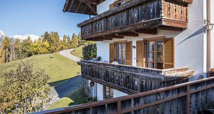 Hoferhof Appartement 'Bergzauber' mit Bergblick, Garten & WLAN