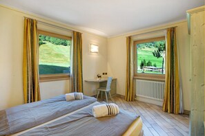 1 室のベッドルーム、WiFi (無料)、ベッドシーツ