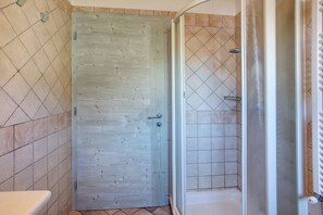 シャワー、タオル